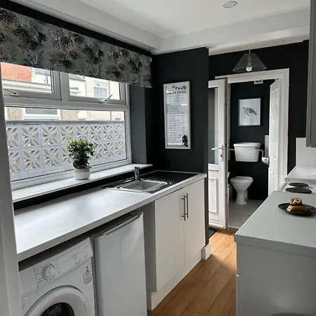 Apartment The Place To Be Location